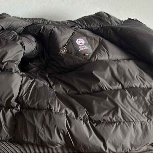 Jacket - Picture 1 of 4